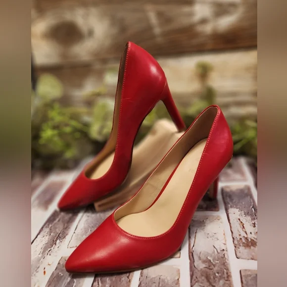 27 Edit Red Leather Pointed Toe Pumps Size 6 - Picture 2 of 10